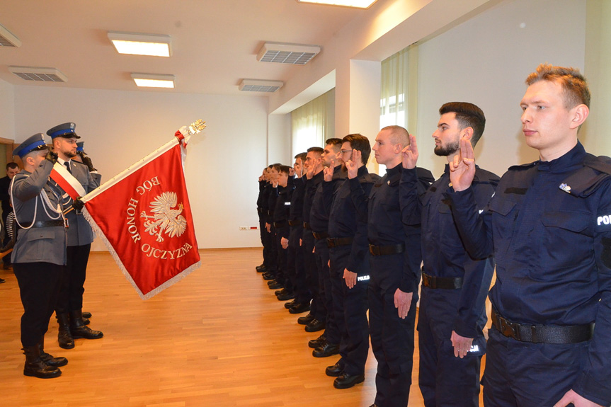 Ślubowanie policjantów w Rzeszowie