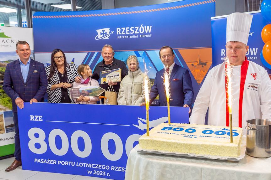 800 000 pasażer w 2023 roku Portu Lotniczego Rzeszów-Jasionka