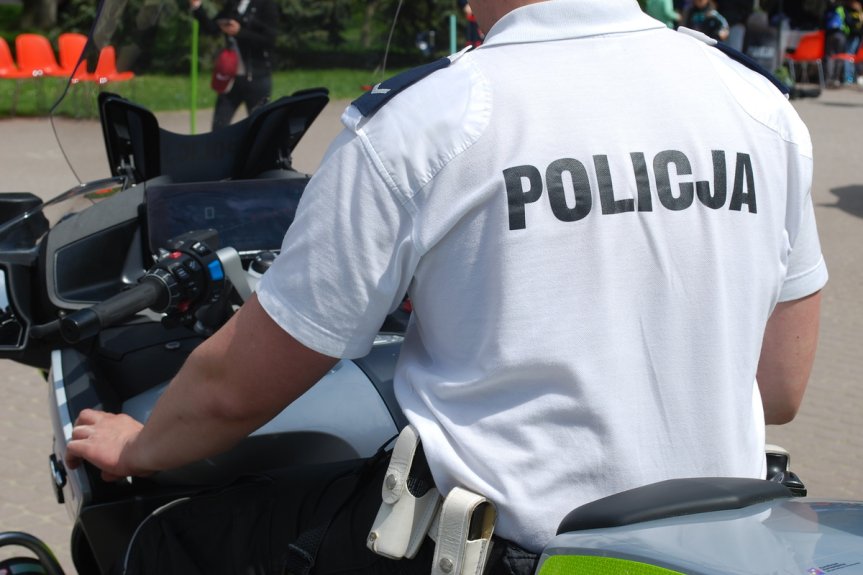 Trzy zdarzenia drogowe z udziałem kierujących jednośladami Trzy zdarzenia drogowe z udziałem kierujących jednośladami