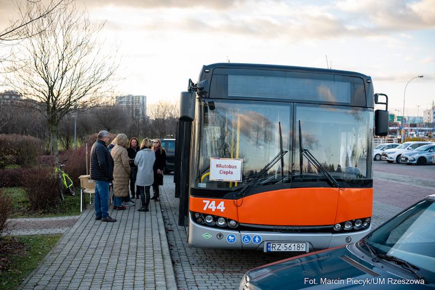 Autobus Ciepła znów kursuje