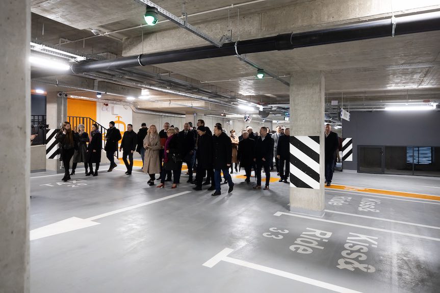 Cennik na parkingu podziemnym w Rzeszowskim Centrum Komunikacyjnym