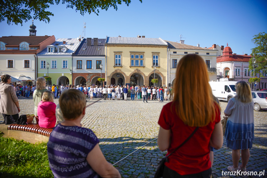 Koronka na ulicach miast świata... w Krośnie