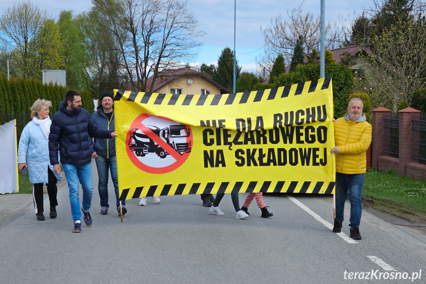 Mieszkańcy Składowej: Tak się żyć nie da! [WIDEO]