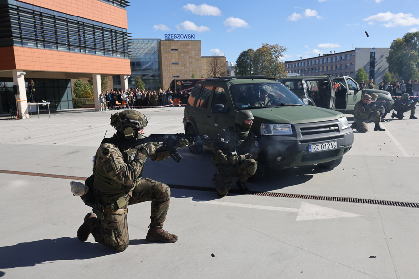 Rekordowa frekwencja podczas Święta Bezpieczeństwa w WSPiA [ZDJĘCIA]