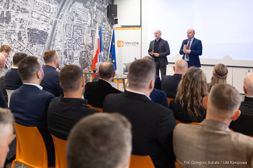 Strategia Rozwoju Miasta Rzeszowa do 2035 r. – ruszyły konsultacje społeczne Strategia Rozwoju Miasta Rzeszowa do 2035 r. – ruszyły konsultacje społeczne