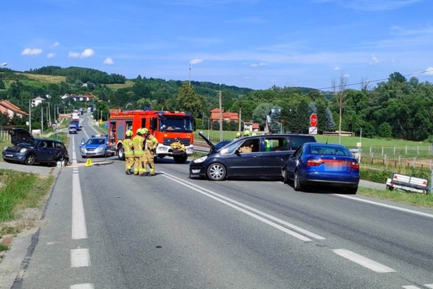 Zderzenie trzech samochodów w Siepietnicy