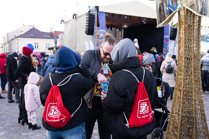 Na rzeszowskim rynku trwa 33. Finał WOŚP