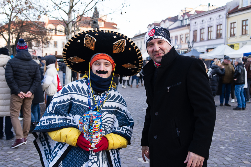 Na rzeszowskim rynku trwa 33. Finał WOŚP
