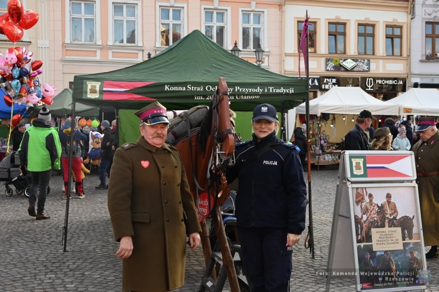 Policjanci z Podkarpacia zagrali z Wielką Orkiestrą Świątecznej Pomocy