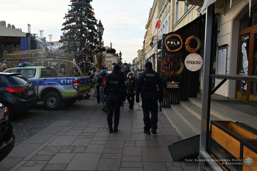 Policjanci z Podkarpacia zagrali z Wielką Orkiestrą Świątecznej Pomocy