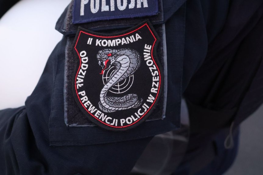 Policjanci zabezpieczali mecz pomiędzy drużynami Stali Rzeszów i Śląska Wrocław
