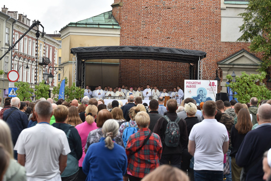 Ruszyła 48. Rzeszowska Piesza Pielgrzymka na Jasną Górę