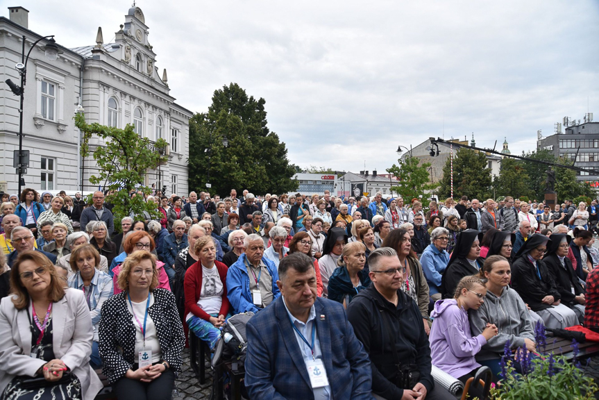 Ruszyła 48. Rzeszowska Piesza Pielgrzymka na Jasną Górę