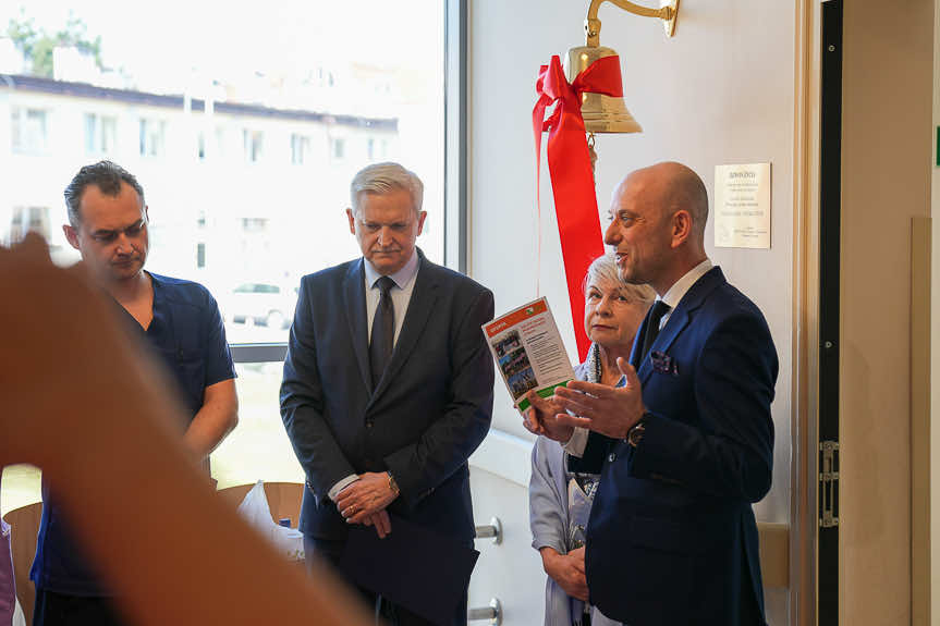 Rzeszów. Dzwon Życia zawisł w Uniwersyteckim Szpitalu Klinicznym