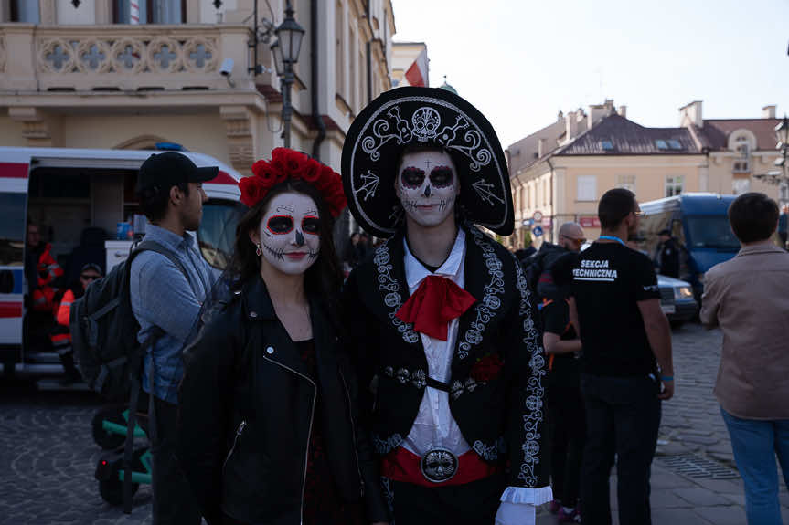 Rzeszowskie Juwenalia 2023. Barwny korowód przeszedł ulicami miasta