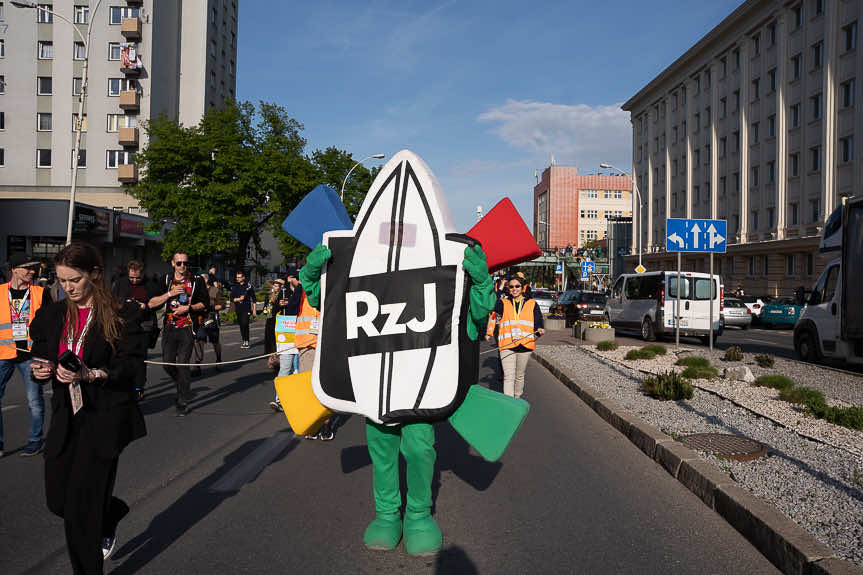 Rzeszowskie Juwenalia 2023. Barwny korowód przeszedł ulicami miasta