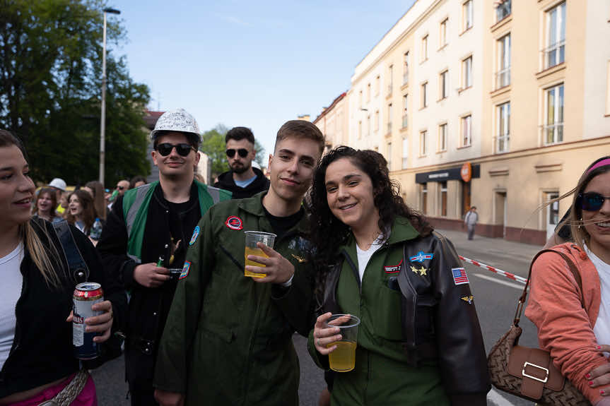 Rzeszowskie Juwenalia 2023. Barwny korowód przeszedł ulicami miasta