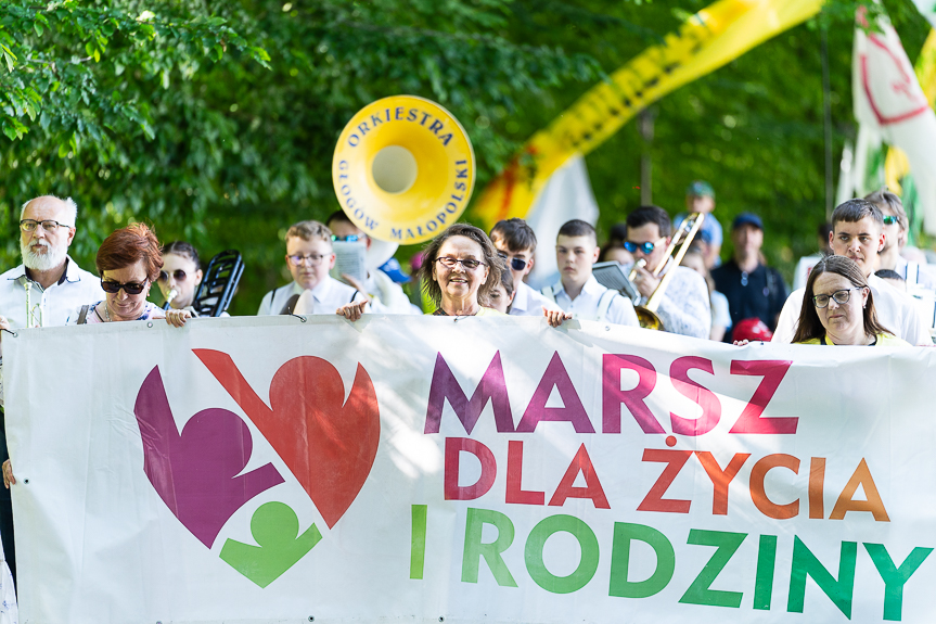 Ulicami Rzeszowa przeszedł Marsz Dla Życia i Rodziny