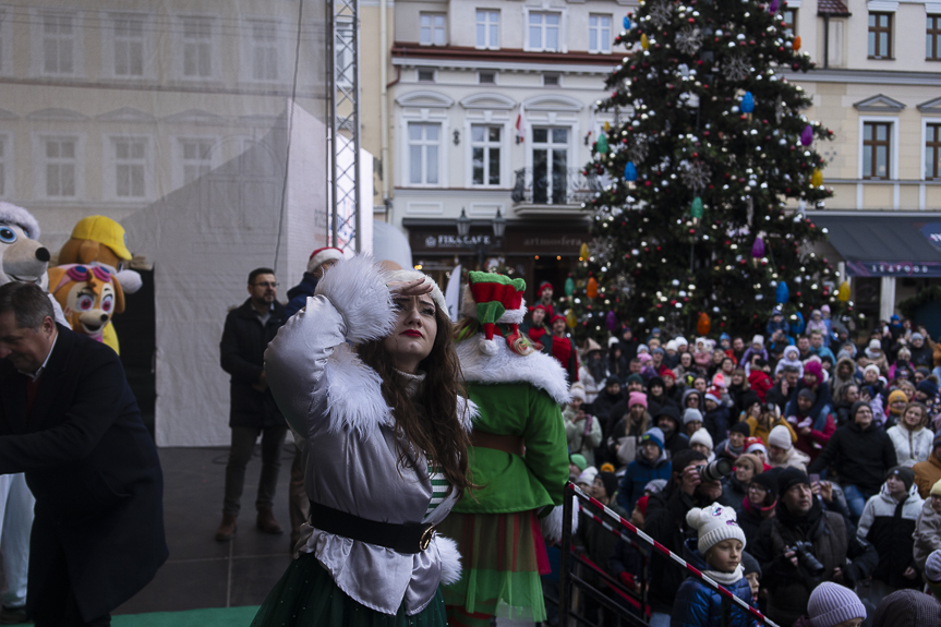 Ulicami Rzeszowa przeszła parada św. Mikołaja