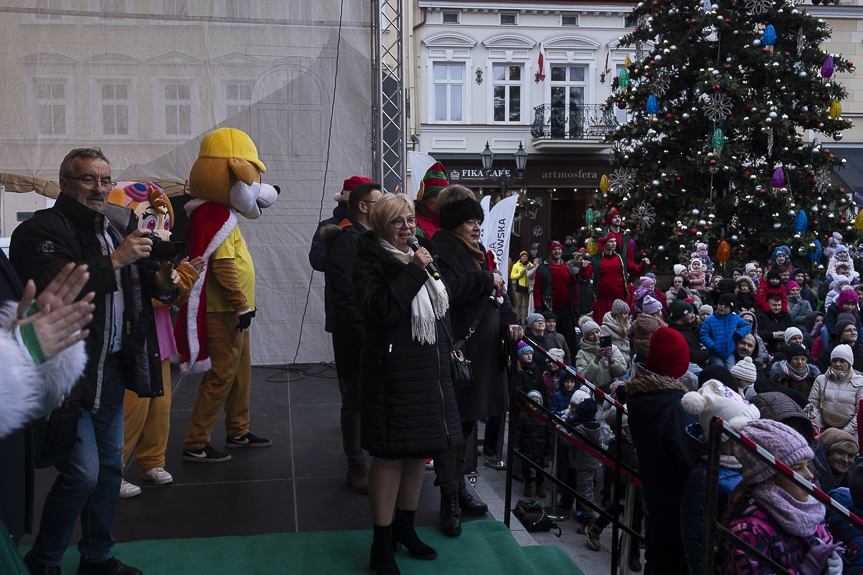 Ulicami Rzeszowa przeszła parada św. Mikołaja