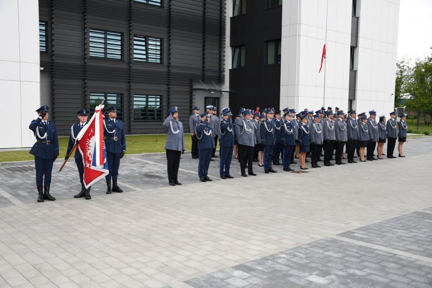 Uroczysty apel w rzeszowskiej komendzie z okazji Święta Policji
