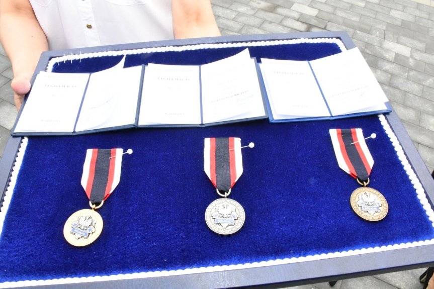 Uroczysty apel w rzeszowskiej komendzie z okazji Święta Policji