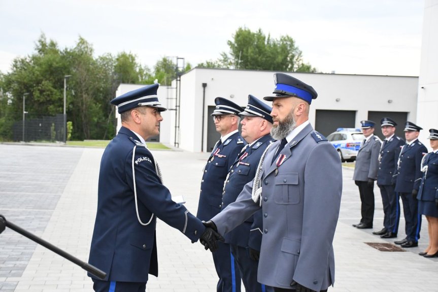 Uroczysty apel w rzeszowskiej komendzie z okazji Święta Policji