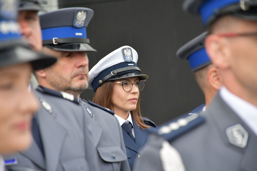Uroczysty apel w rzeszowskiej komendzie z okazji Święta Policji