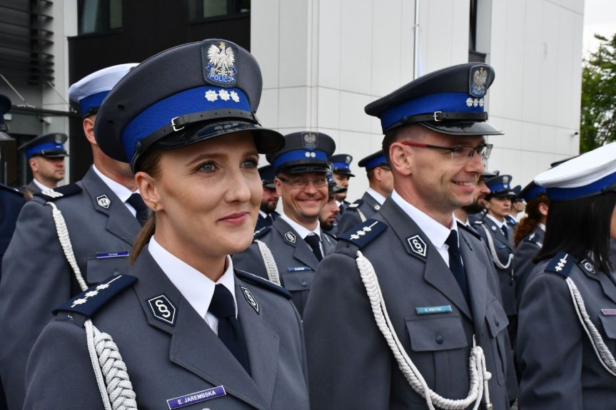 Uroczysty apel w rzeszowskiej komendzie z okazji Święta Policji