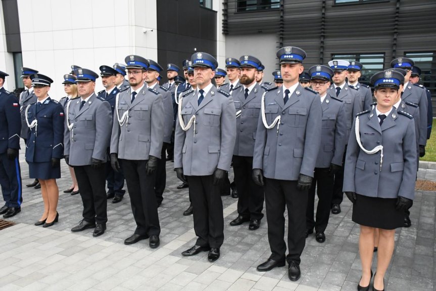Uroczysty apel w rzeszowskiej komendzie z okazji Święta Policji
