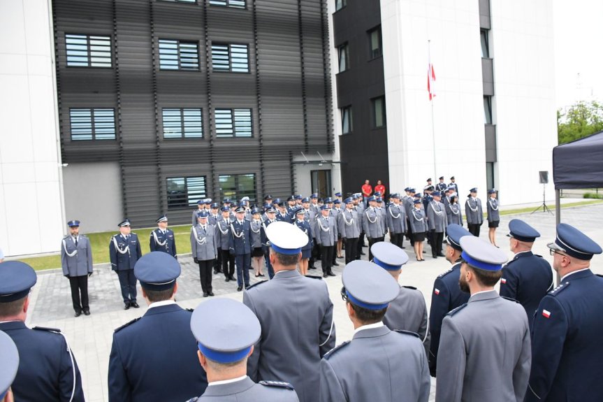 Uroczysty apel w rzeszowskiej komendzie z okazji Święta Policji