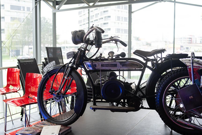 Wystawa motocykli żużlowych na Stadionie Miejskim w Rzeszowie