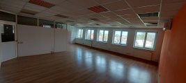 Wynajmę lokal ok. 59m2 w Rzeszowie 2p