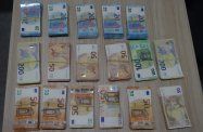 80 tys. euro ukryte w bagażu