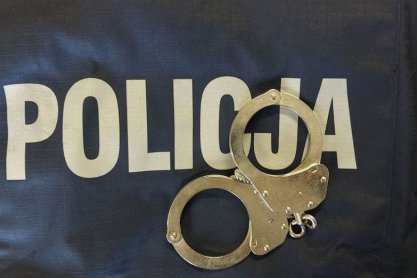Czujna seniorka nie dała się oszukać. Policjanci zatrzymali na gorącym uczynku "odbieraka"