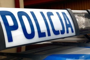 Areszt dla 25-latki, która obierała pieniądze od seniorki oszukanej metodą "na wypadek"