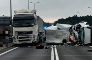 Zderzenie czterech pojazdów w Głogowie Małopolskim - trzy osoby trafiły do szpitala