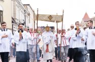 Boże Ciało 2025 w Rzeszowie: Procesja w centrum miasta [ZDJĘCIA]