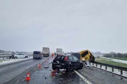 Dwa wypadki na autostradzie A4