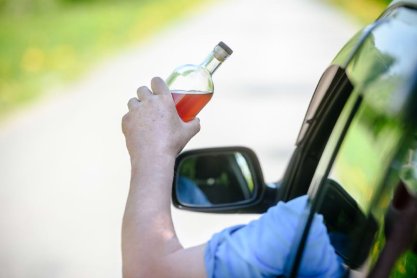 Dwaj kierowcy zatrzymani za jazdę pod wpływem alkoholu
