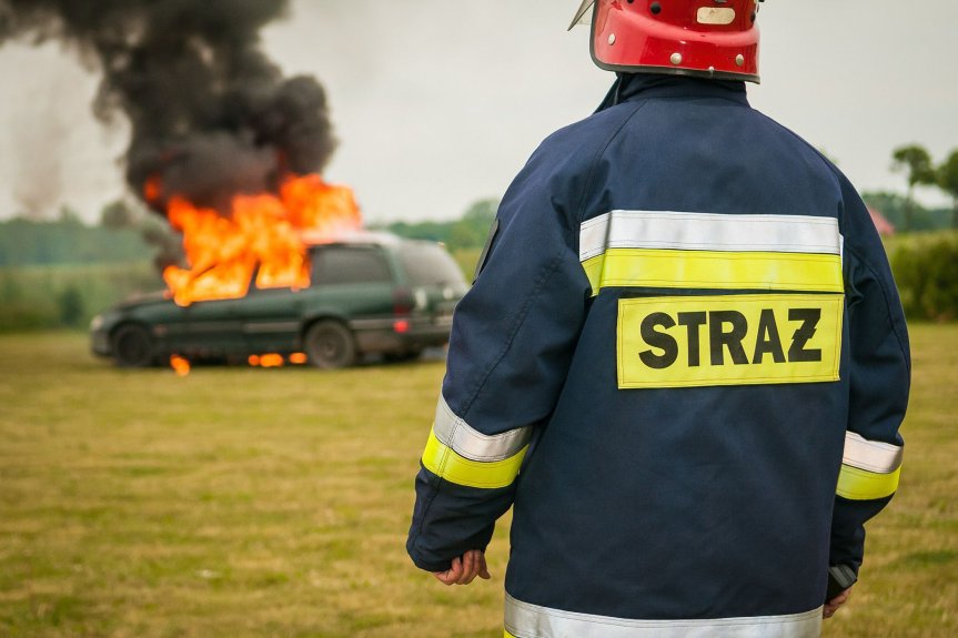 Strażak - Międzynarodowy Dzień Strażaka Strażak - Międzynarodowy Dzień Strażaka