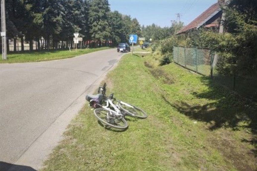 Potrącenie rowerzystki Potrącenie rowerzystki