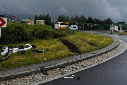 Kolizja autokaru z osobówką w Rzeszowie