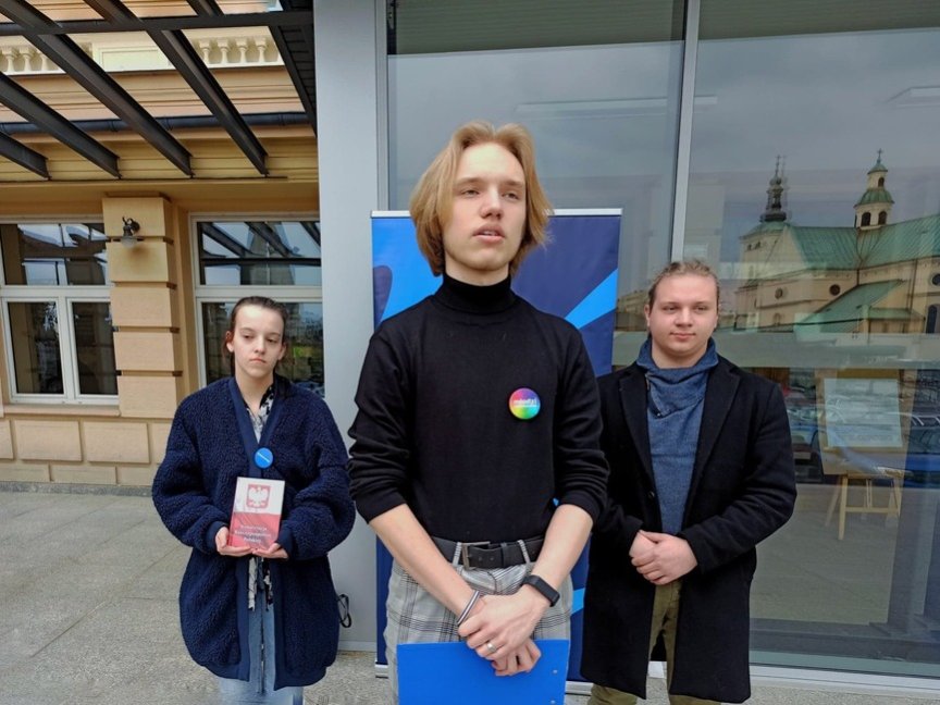 Młodzi Nowocześni Młodzi Nowocześni