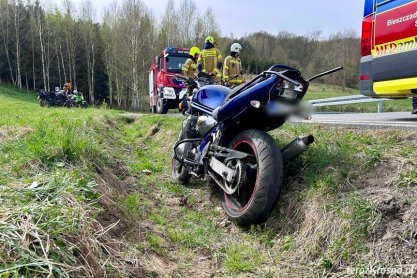 Motocyklista zjechał z drogi. Na miejscu śmigłowiec LPR