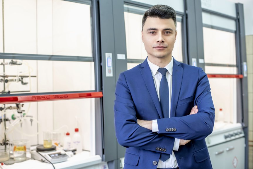 Najmłodszy profesor w Polsce w naukach inżynieryjno-technicznych jest pracownikiem Politechniki Rzeszowskiej