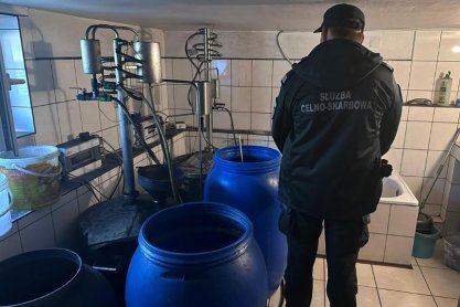 Nielegalna bimbrownia w powiecie rzeszowskim, ponad 1000 litrów alkoholu