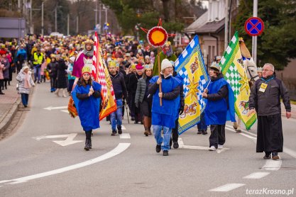 Orszak Trzech Króli w Krośnie [ZDJĘCIA]