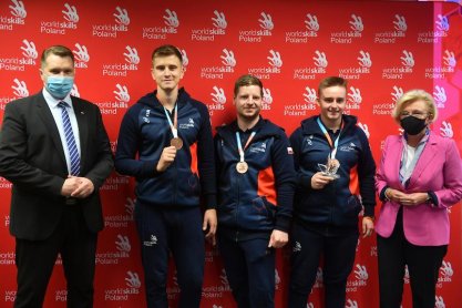 Polacy z trzema medalami w prestiżowym konkursie promującym edukację zawodową EuroSkills 2021