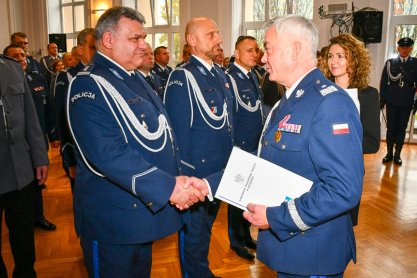 Policjanci odebrali odznaczenia